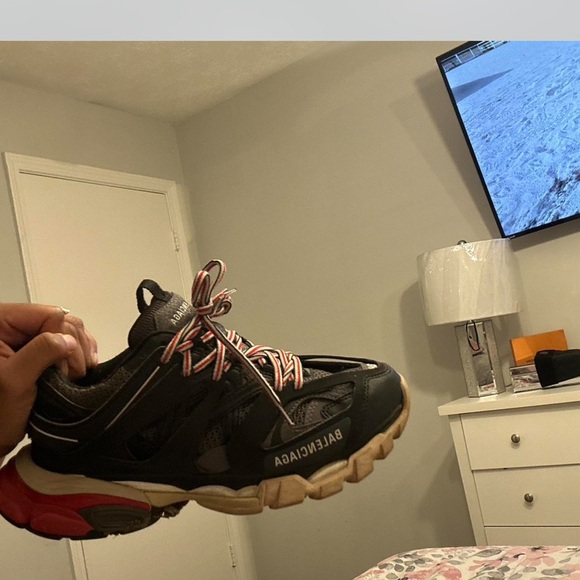 Balenciaga Black and Red Sneakers - Picture 3 of 8